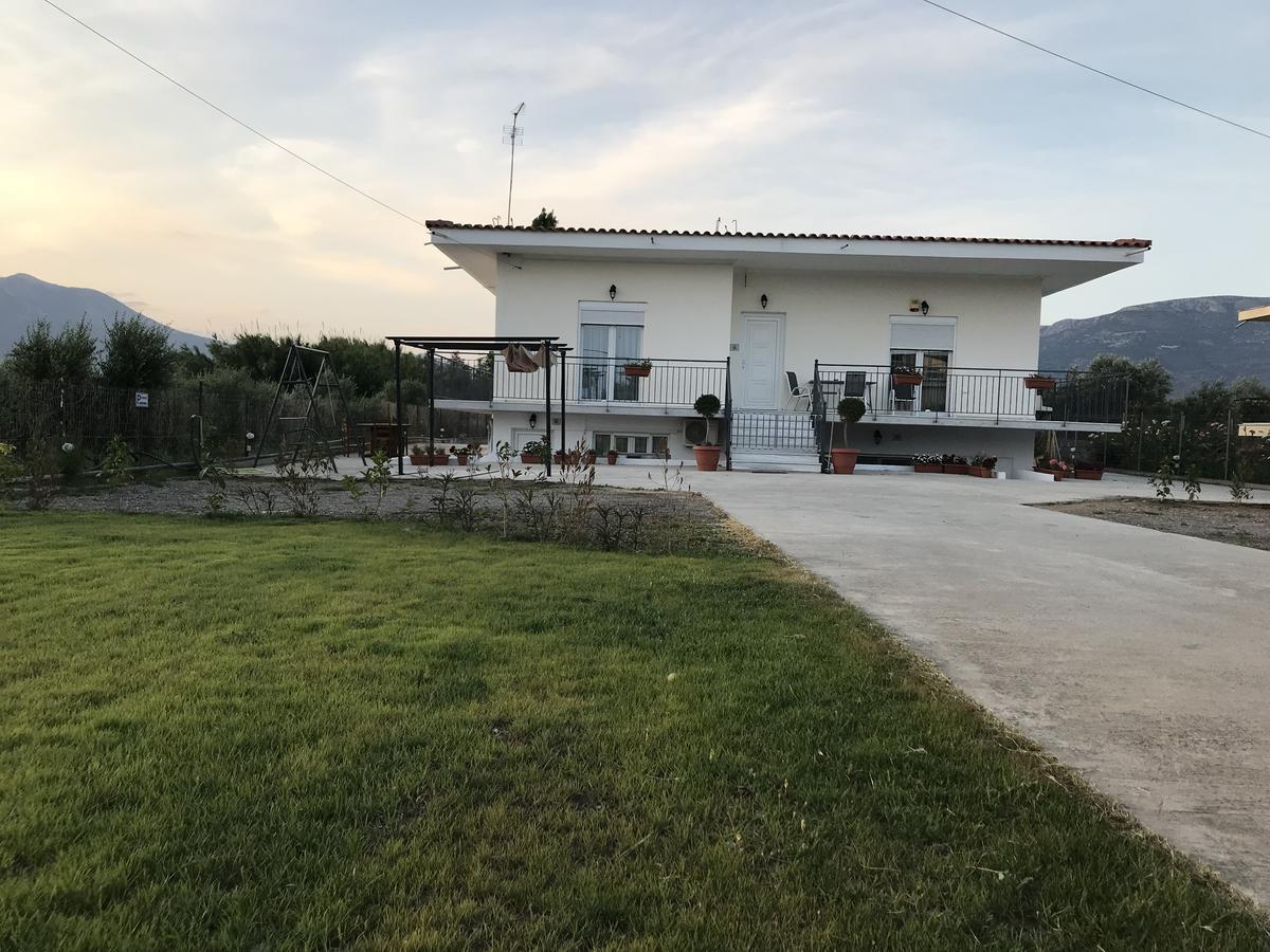 Villa Filoxenia Amarynthos Esterno foto